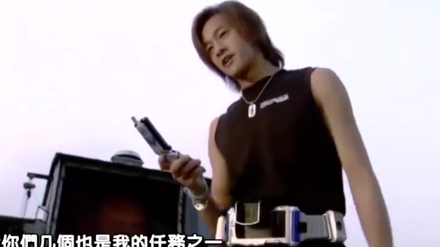 何润东变身假面骑士天帝VS奥菲以诺,打不过就溜真刺激!